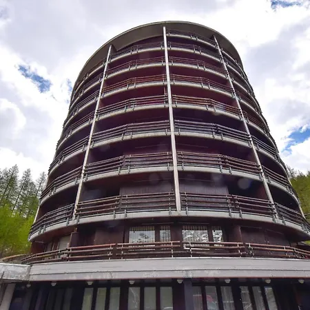 Апартаменти Gorgeous In *